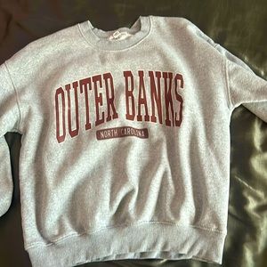 Super soft on the inside, never worn, good quality